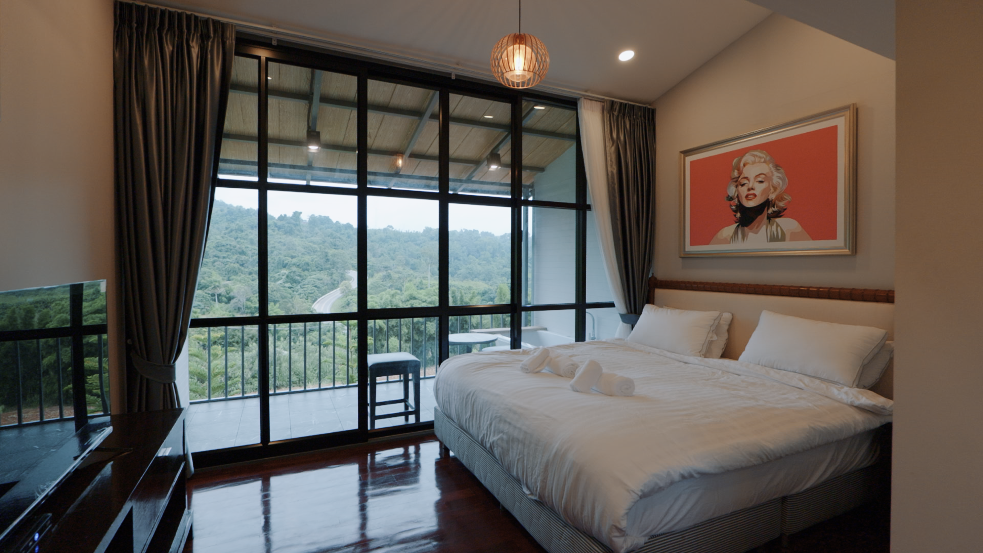 Gustavia House and Mountain
