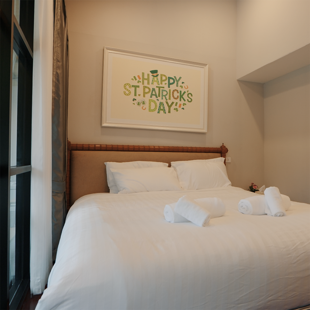 ROOM NAME